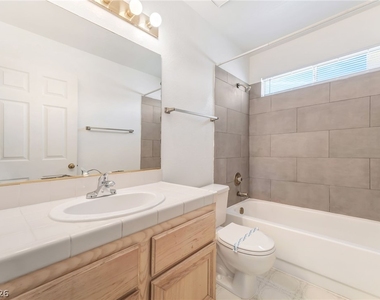 9725 Horizon Hills Drive - Photo Thumbnail 18