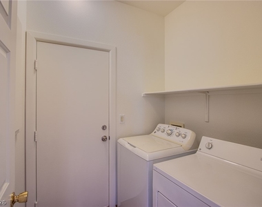 8836 Iron Hitch Avenue - Photo Thumbnail 7