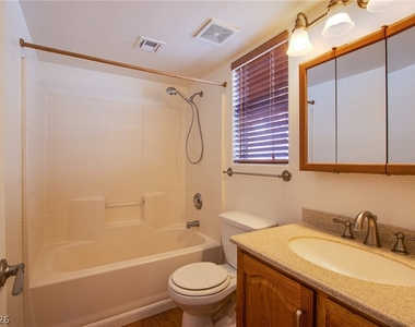 8836 Iron Hitch Avenue - Photo Thumbnail 9