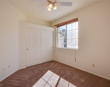 8836 Iron Hitch Avenue - Photo Thumbnail 10