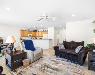 2635 Solera Moon Drive - Photo Thumbnail 3