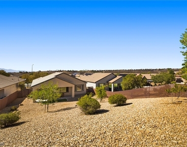 2635 Solera Moon Drive - Photo Thumbnail 31