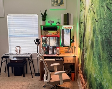 830 Cozette Court - Photo Thumbnail 10