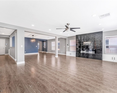 714 Kibbey Street - Photo Thumbnail 4