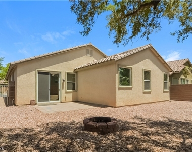 2125 Silvereye Drive - Photo Thumbnail 14