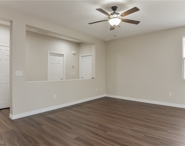 2125 Silvereye Drive - Photo Thumbnail 7