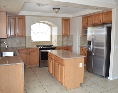914 Socorro Song Lane - Photo Thumbnail 15