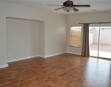 914 Socorro Song Lane - Photo Thumbnail 11