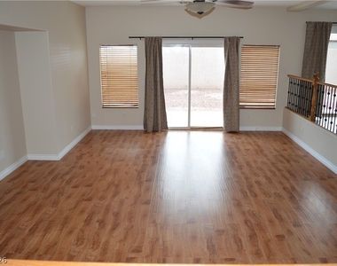 914 Socorro Song Lane - Photo Thumbnail 5