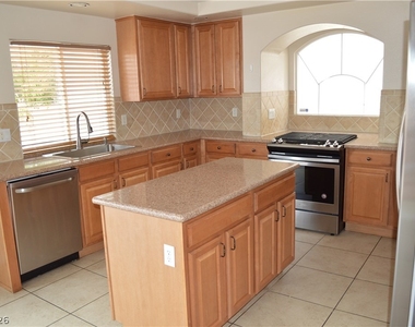 914 Socorro Song Lane - Photo Thumbnail 2