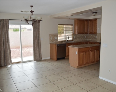 914 Socorro Song Lane - Photo Thumbnail 10
