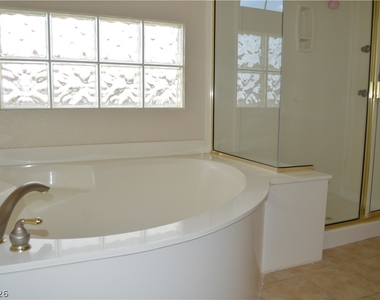914 Socorro Song Lane - Photo Thumbnail 7