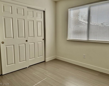 7316 Maiden Run Avenue - Photo Thumbnail 6