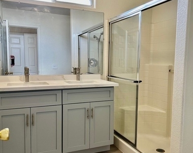 7316 Maiden Run Avenue - Photo Thumbnail 8