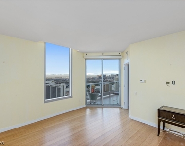 322 Karen Avenue - Photo Thumbnail 16