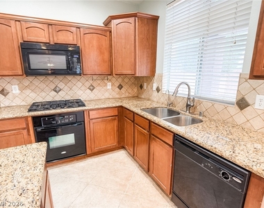 8683 Moreno Mountain Avenue - Photo Thumbnail 8