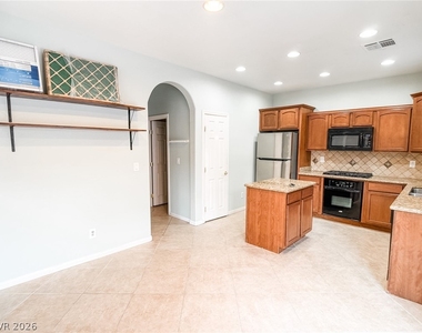 8683 Moreno Mountain Avenue - Photo Thumbnail 7