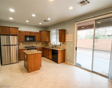 8683 Moreno Mountain Avenue - Photo Thumbnail 6