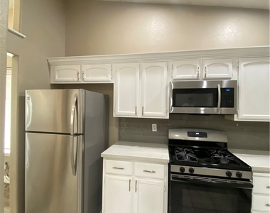 2118 Quinton Avenue - Photo Thumbnail 19