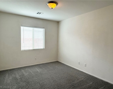 8231 Buffalo Ranch Avenue - Photo Thumbnail 16