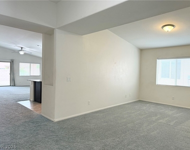 8231 Buffalo Ranch Avenue - Photo Thumbnail 9