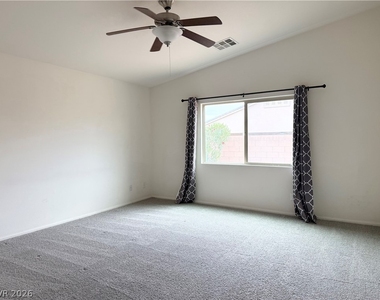 8231 Buffalo Ranch Avenue - Photo Thumbnail 12