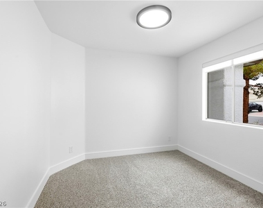 4818 Carefree Drive - Photo Thumbnail 22