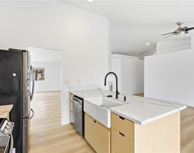 4818 Carefree Drive - Photo Thumbnail 15