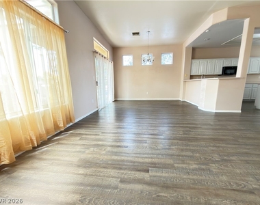 10433 Snyder Avenue - Photo Thumbnail 8