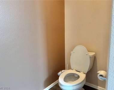 10433 Snyder Avenue - Photo Thumbnail 14