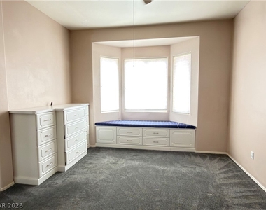 10433 Snyder Avenue - Photo Thumbnail 9