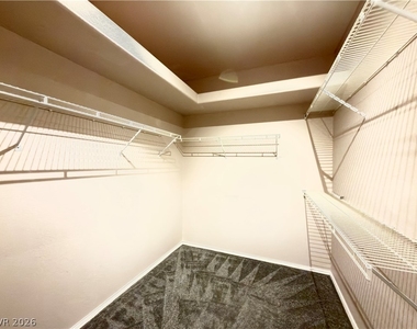 10433 Snyder Avenue - Photo Thumbnail 11