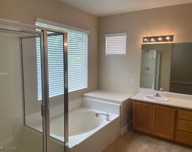 321 Waterton Lakes Avenue - Photo Thumbnail 19