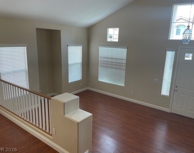 321 Waterton Lakes Avenue - Photo Thumbnail 1