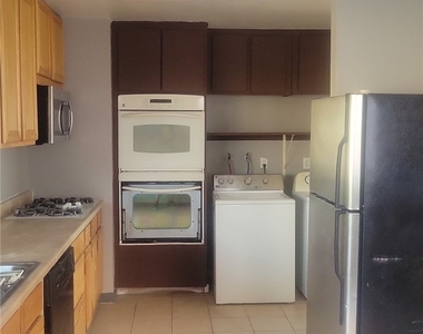 4617 Stacey Avenue - Photo Thumbnail 3