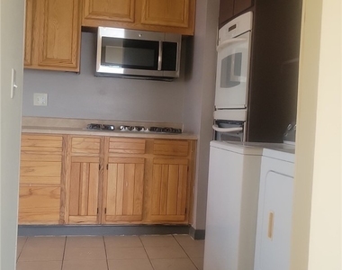 4617 Stacey Avenue - Photo Thumbnail 4