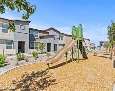 1905 Omaggio Vista Street - Photo Thumbnail 16