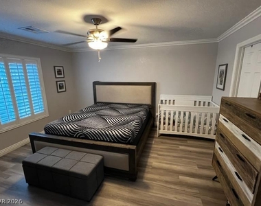 8524 Caladium Court - Photo Thumbnail 9