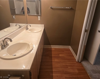 5710 E Tropicana Avenue - Photo Thumbnail 11