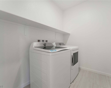 2558 Venetia Pointe Street - Photo Thumbnail 9