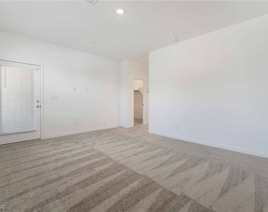 2558 Venetia Pointe Street - Photo Thumbnail 11