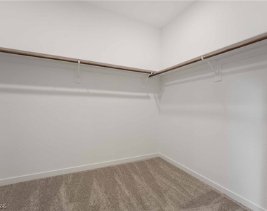 2558 Venetia Pointe Street - Photo Thumbnail 12