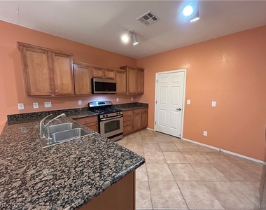 8961 Appellation Avenue - Photo Thumbnail 5