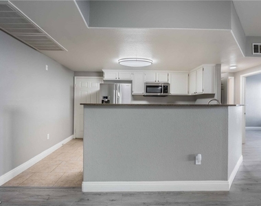 10001 Peace Way - Photo Thumbnail 6