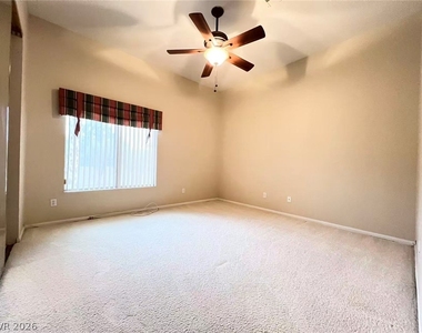 2105 Eaglepath Circle - Photo Thumbnail 30