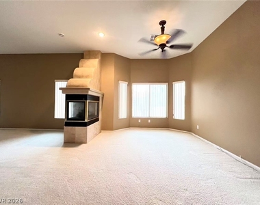 2105 Eaglepath Circle - Photo Thumbnail 16