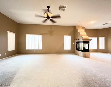 2105 Eaglepath Circle - Photo Thumbnail 18