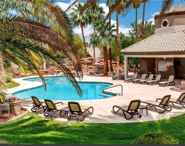 2105 Eaglepath Circle - Photo Thumbnail 34