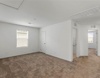 10183 Glowing Amber Street - Photo Thumbnail 20