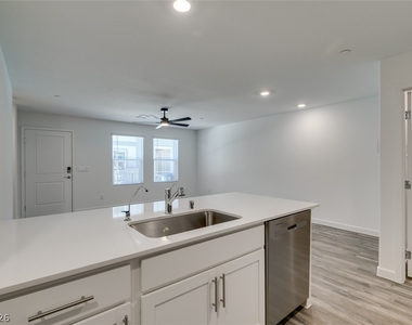 9849 Hidden Pass Avenue - Photo Thumbnail 26